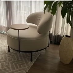 CUSTOMISED CHAIRS