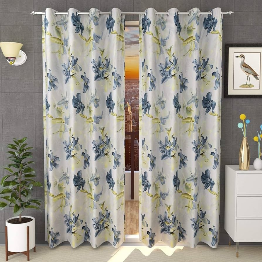 CUSTOMISED CURTAINS