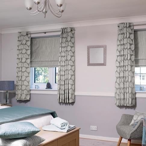 ROMAN CURTAINS